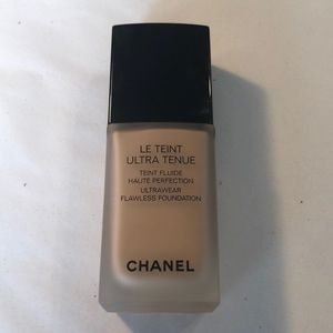 LOWEST$ CHANEL Le Teint Ultra Tenue*30